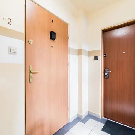 Apartment Bukowska Airport Comfort By Bookinghost